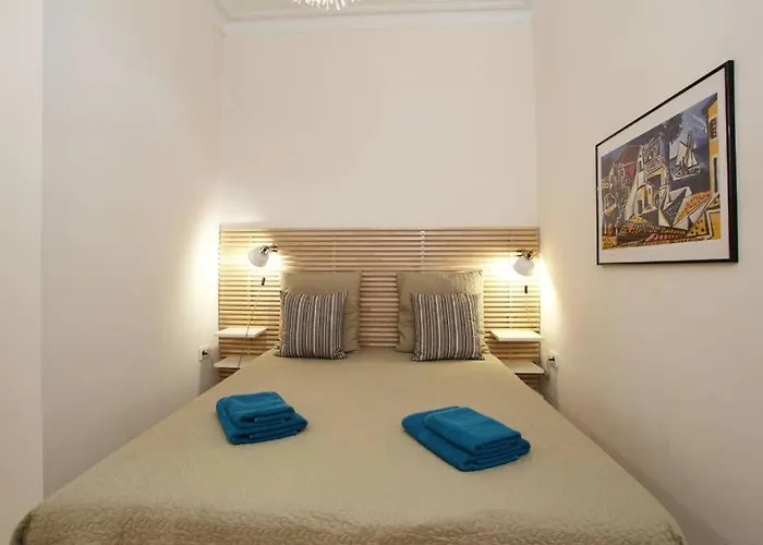 Beautiful In Eixample Apartment